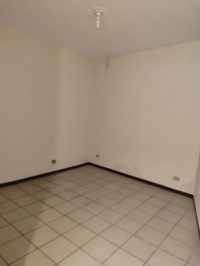 Apartamento Térreo ( em frente ao Hiper Condor) - Rua Manoel Pereira-11