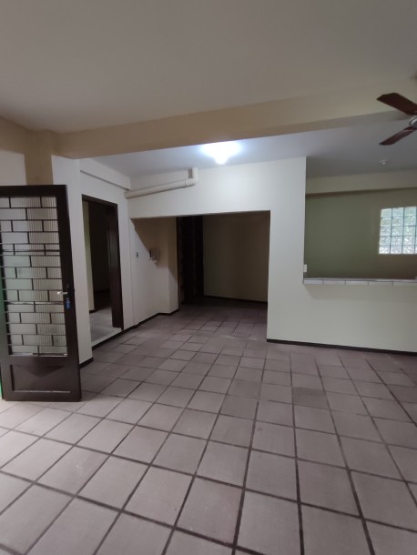 Apartamento Térreo ( em frente ao Hiper Condor) - Rua Manoel Pereira-4