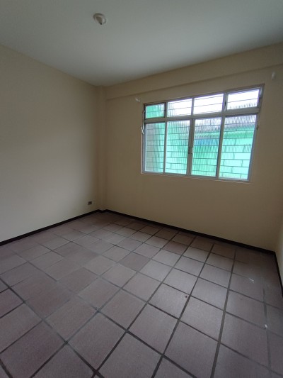 Apartamento Térreo ( em frente ao Hiper Condor) - Rua Manoel Pereira-9