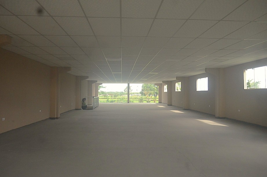 Salão Para Locação- Av. Bento Munhoz da Rocha Neto-7