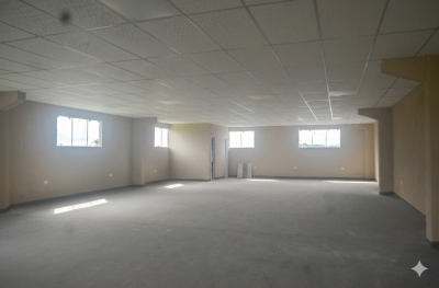 Salão Para Locação- Av. Bento Munhoz da Rocha Neto-6