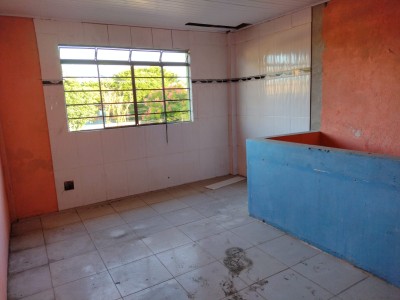 Sala comercial e sobrado - Rua Jose Gomes