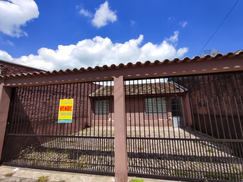 Casa á venda - Rua Júlio Groth Elias - Condomínio fechado Costa Sul-1