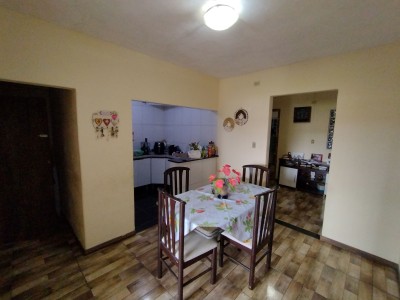 Sobrado com ponto comercial à Venda - Rua Washington Luiz - Vila Paranaguá-11